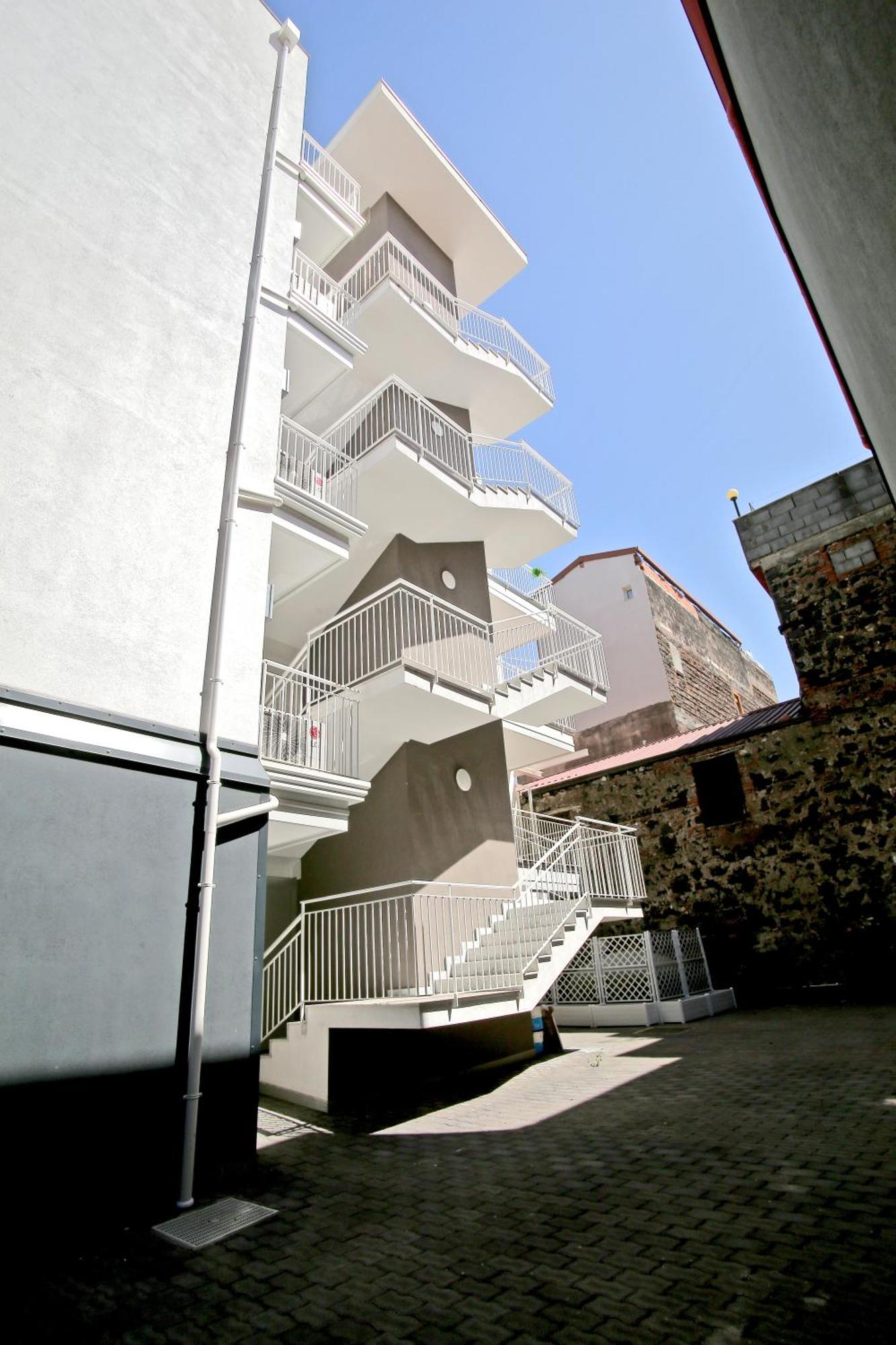 Laudani Homes Catânia Exterior foto